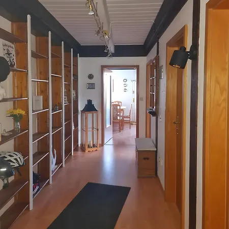 Apartment To Huus *